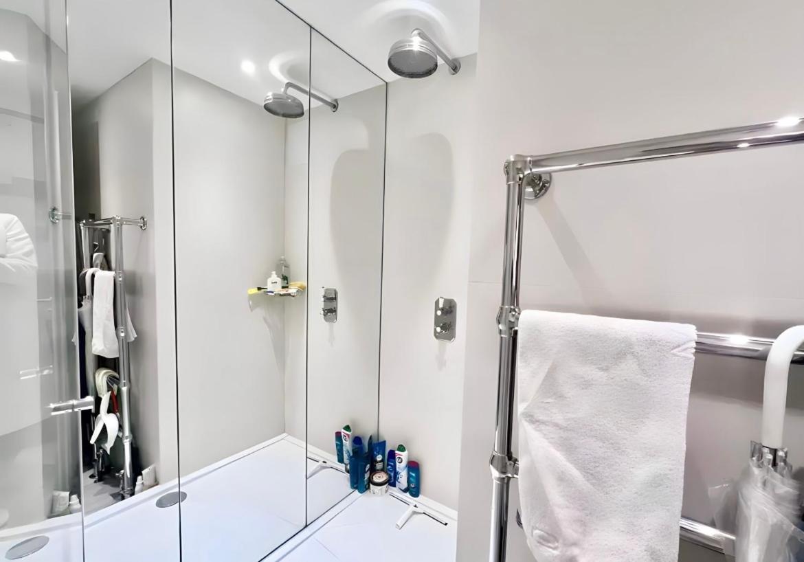 Kensington Luxury Apartments Лондон Екстериор снимка