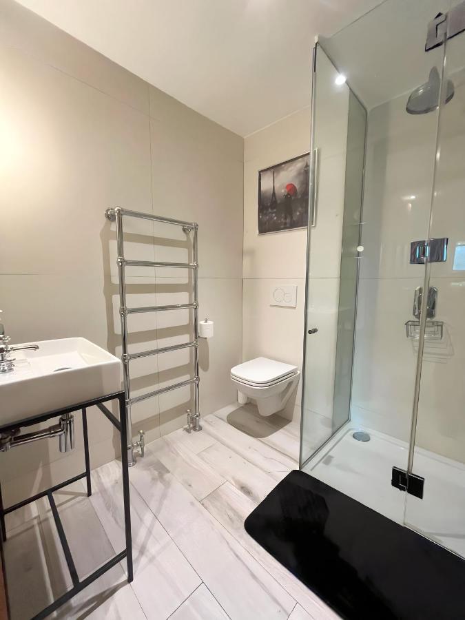 Kensington Luxury Apartments Лондон Екстериор снимка
